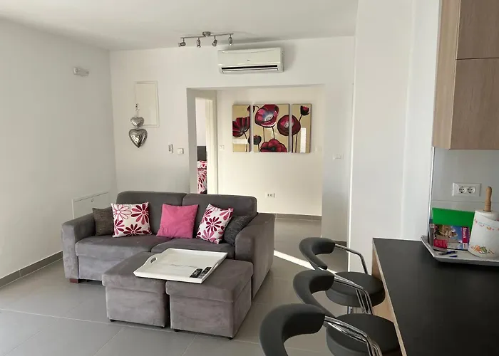 Pina Luca 4-6 Pers Apartman