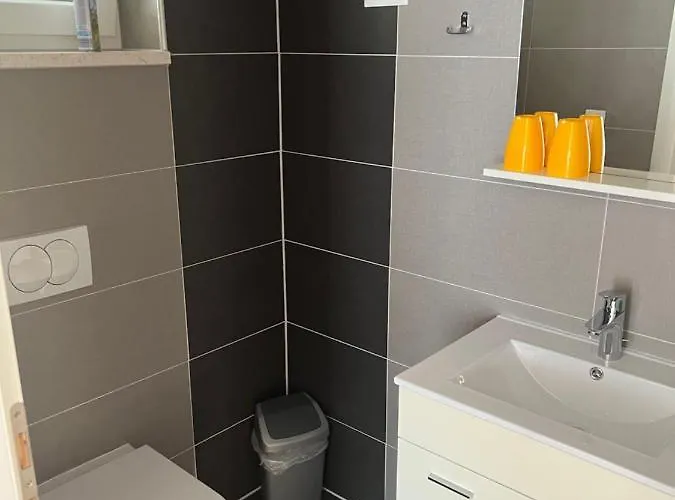 Pina Luca 4-6 Pers Apartman *